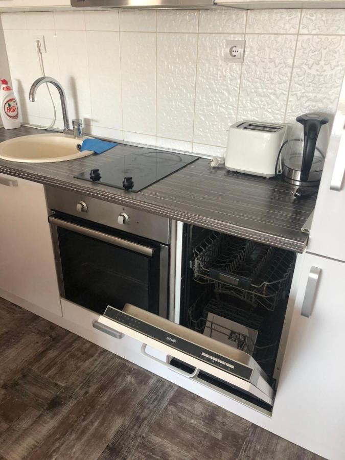 Gala Apartment Tivat Bagian luar foto
