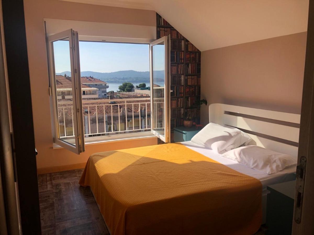 Gala Apartment Tivat Bagian luar foto